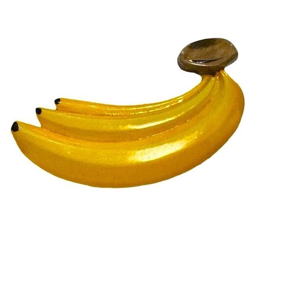 Brooch – Vintage 1970s Hand-Painted Banana Bunch Pin - Picture 1 of 3
